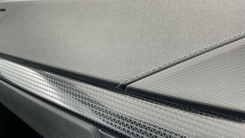 BMW 1 Series 118i [136] Sport 5dr Step Auto [Live Cockpit Pro] Petrol Hatchback